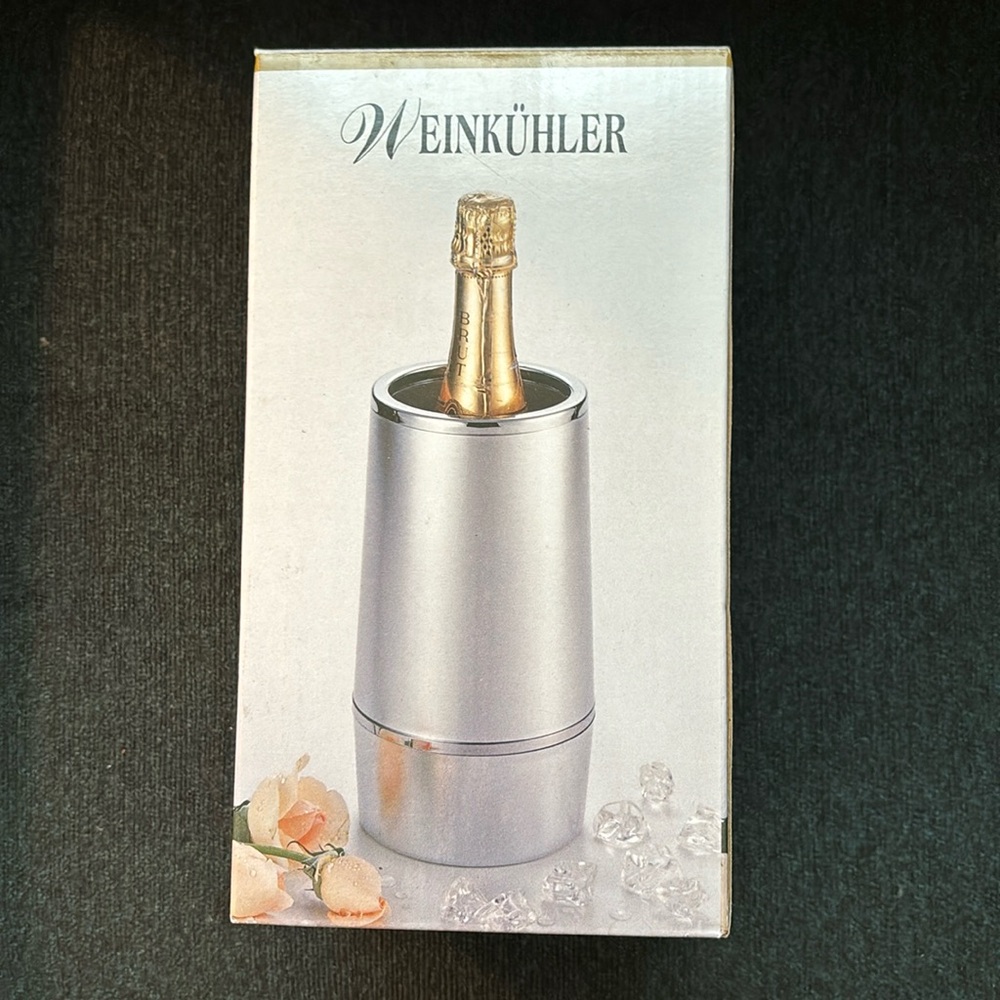 ♨️NIB Acrylic Wine Chiller♨️Minimalist Design